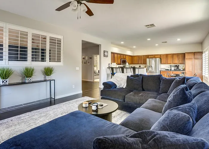 Modern Family Oasis | Pool | Game * Maricopa